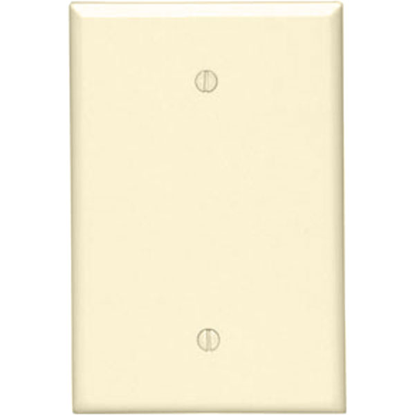 PLATE - BLANK IVORY PLASTIC