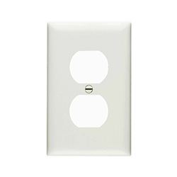 PLATE - OUTLET WHITE PLASTIC